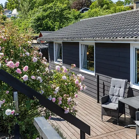 Pimen - 200m From The Sea By Interhome Feriehus